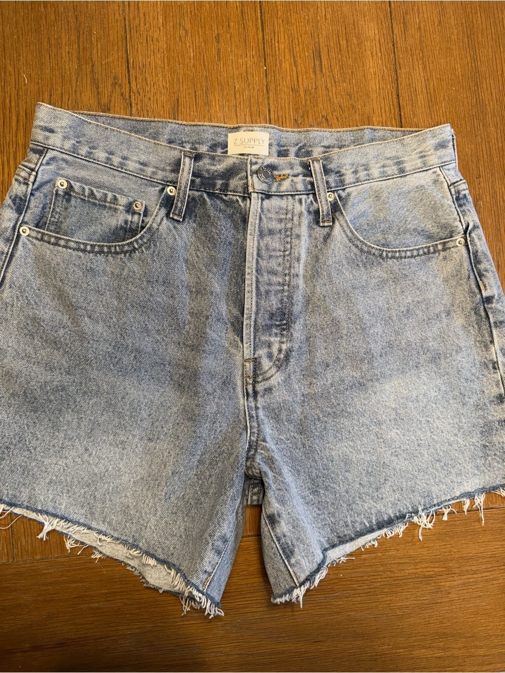 Z Supply Denim Everyday Hi-Rise Cutoff Shorts Size 29 Light Wash